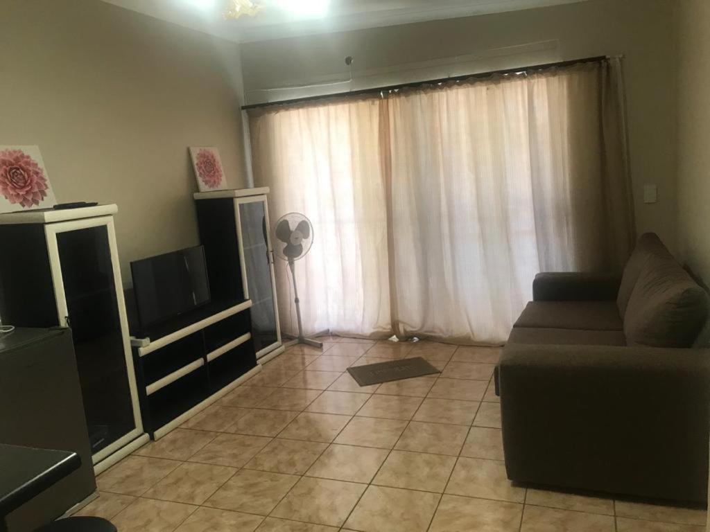 Urbanlife Keetmanshoop Accommodation Exterior foto
