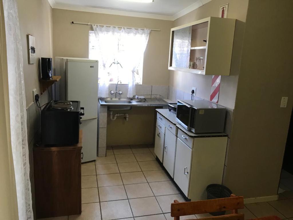 Urbanlife Keetmanshoop Accommodation Exterior foto